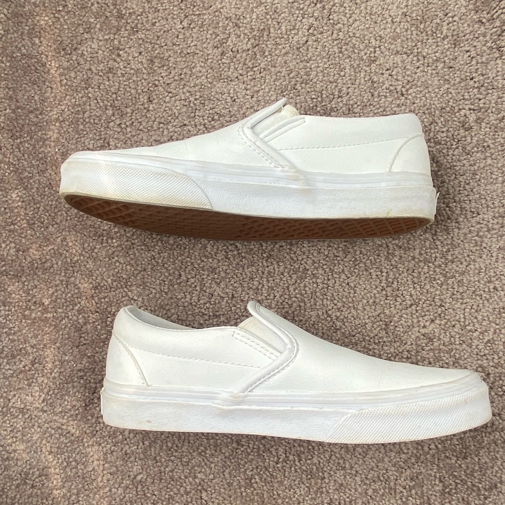 Vans Women’s Classic Slip On Tumble Shoes- Size 6